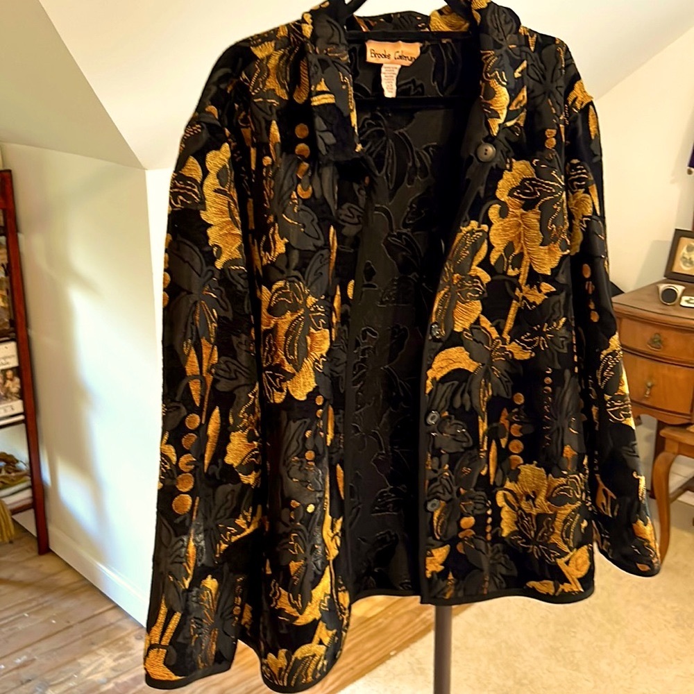 BROOKE COLEMAN Reversible Blazer!🤩